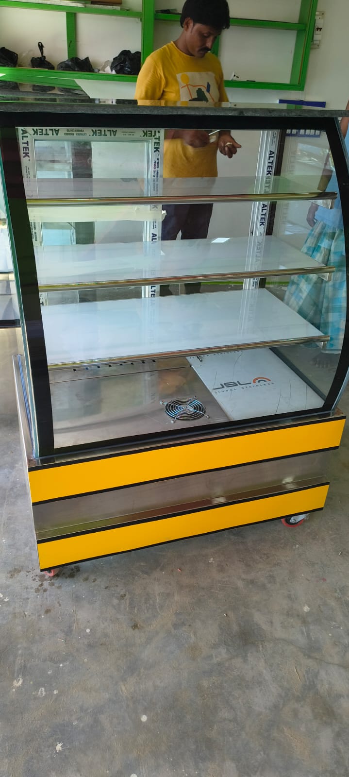 WhatsApp Image 2025-10-09 at 6.56